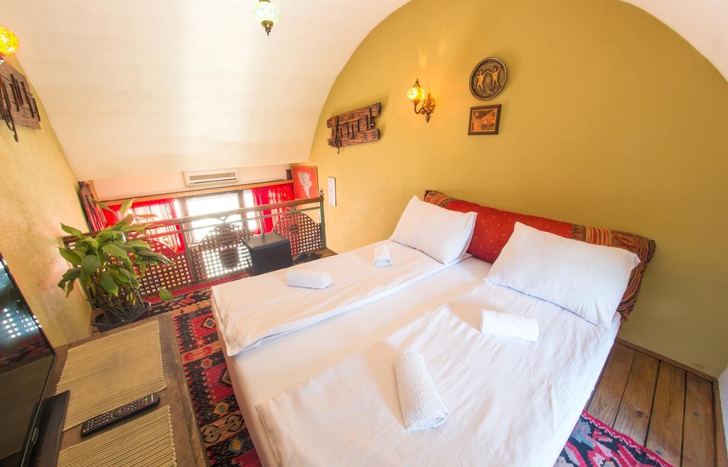 Cozy Studio Apartment Next To The Old Bridge โมสตาร์ ภายนอก รูปภาพ